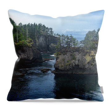 Serene Coastal Rocky Landscape Throw Pillow