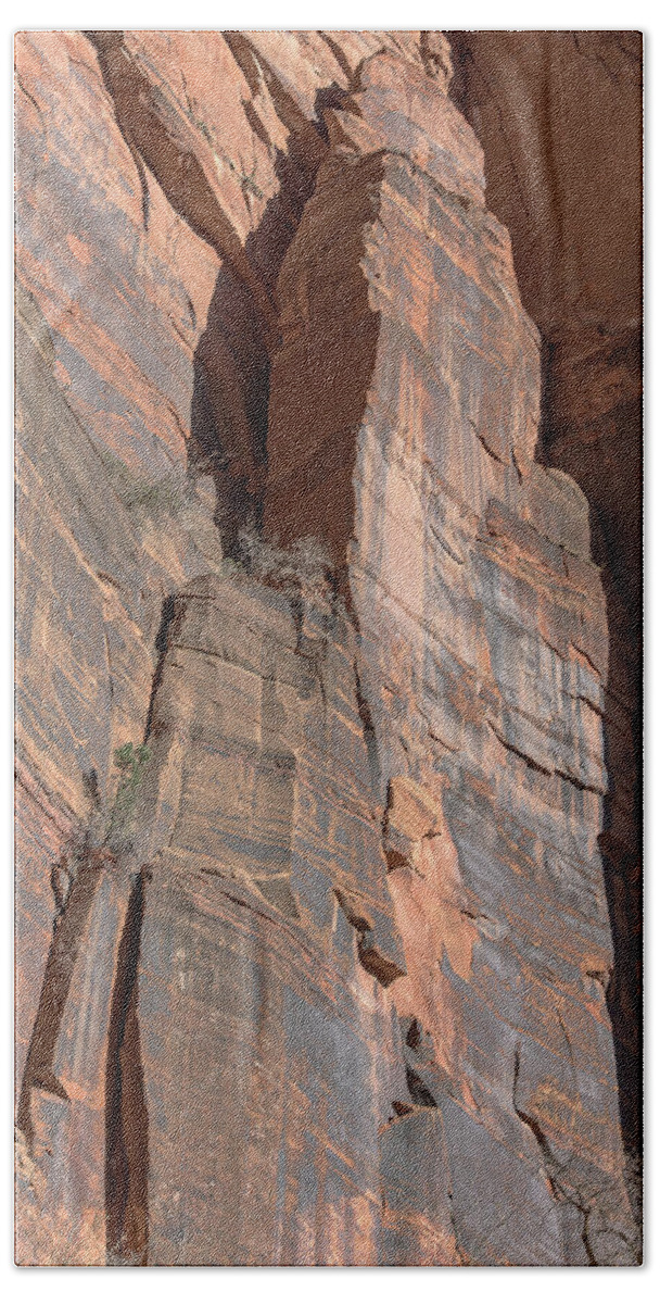 Towering Desert Sandstone Cliffs In Zion National Park Hand Towel