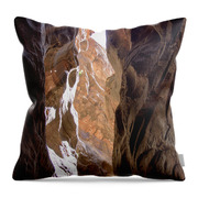 Sunlit Canyon Walls In The Narrows Throw Pillow