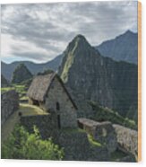 Ancient Ruins With Majestic Mountain Backdrop Wood Print