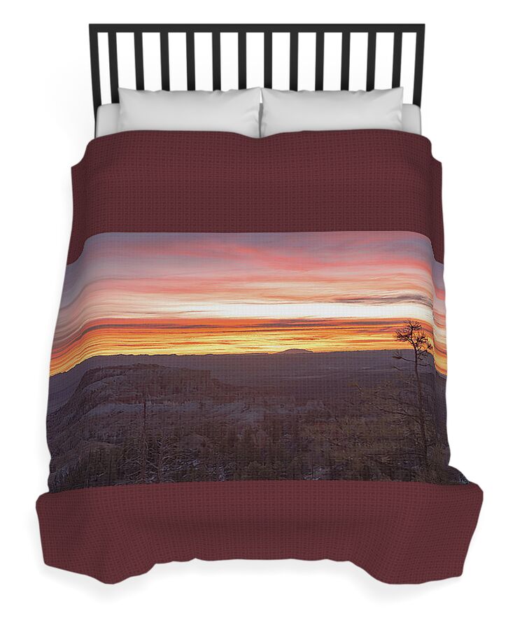 Serene Mountain Sunrise In Bryce Canyon National Park Duvet Cover