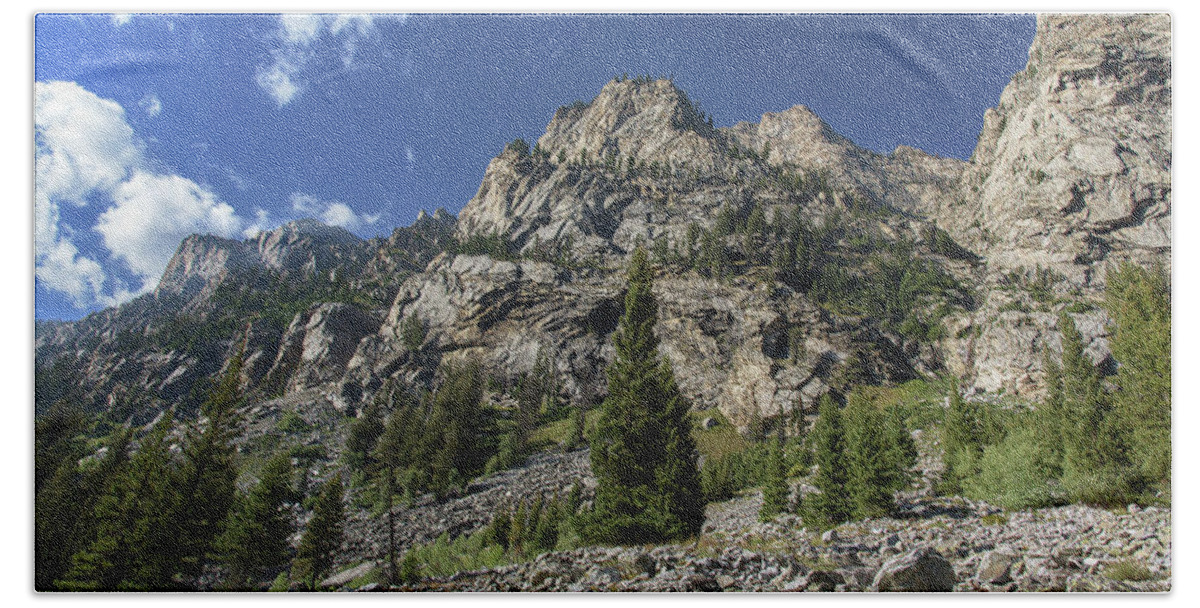 Majestic Mountain Peaks Under Blue Sky In Cascade Canyon Hand Towel