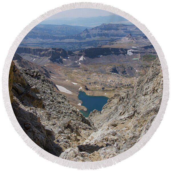 Breathtaking Middle Teton Mountain View Round Beach Towel