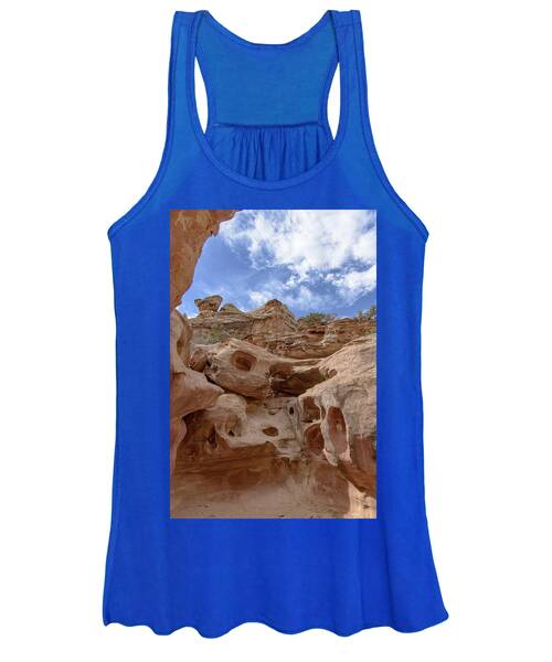 Majestic Rock Formations In Capitol Reef National Park Women's Tank Top