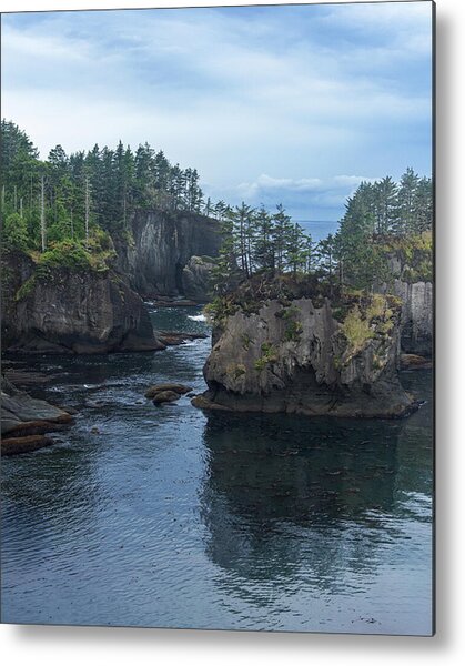 Serene Coastal Rocky Landscape Metal Print