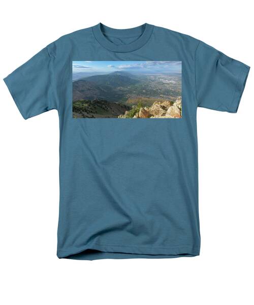 Expansive View From Ben Lomond Summit Men's T-Shirt  (Regular Fit)