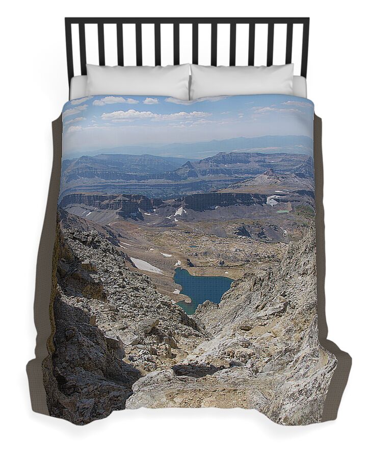 Breathtaking Middle Teton Mountain View Duvet Cover