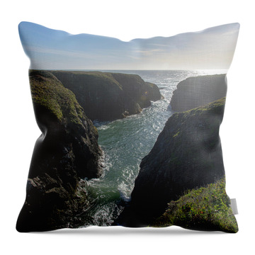 Dramatic Coastal Cliff Scene Throw Pillow